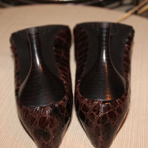 ⭐️CLEARANCE SALE⭐️ Kendal Brown Faux Crocodile Heels by Apt 9 - Picture 3 of 8